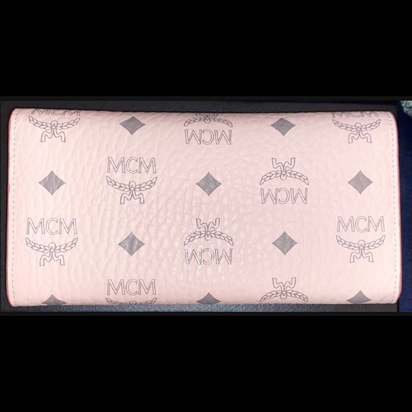 MCM Powder Pink Patricia Wallet - Picture 4 of 5